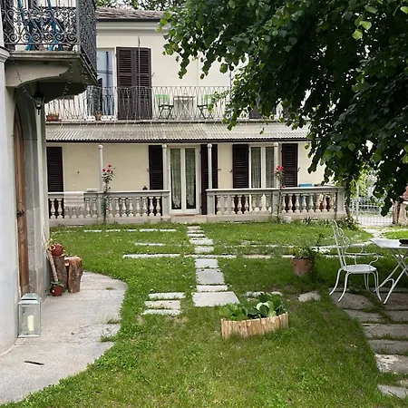 Holiday home La Verbena - Storica Con Parco In Val Pellice *